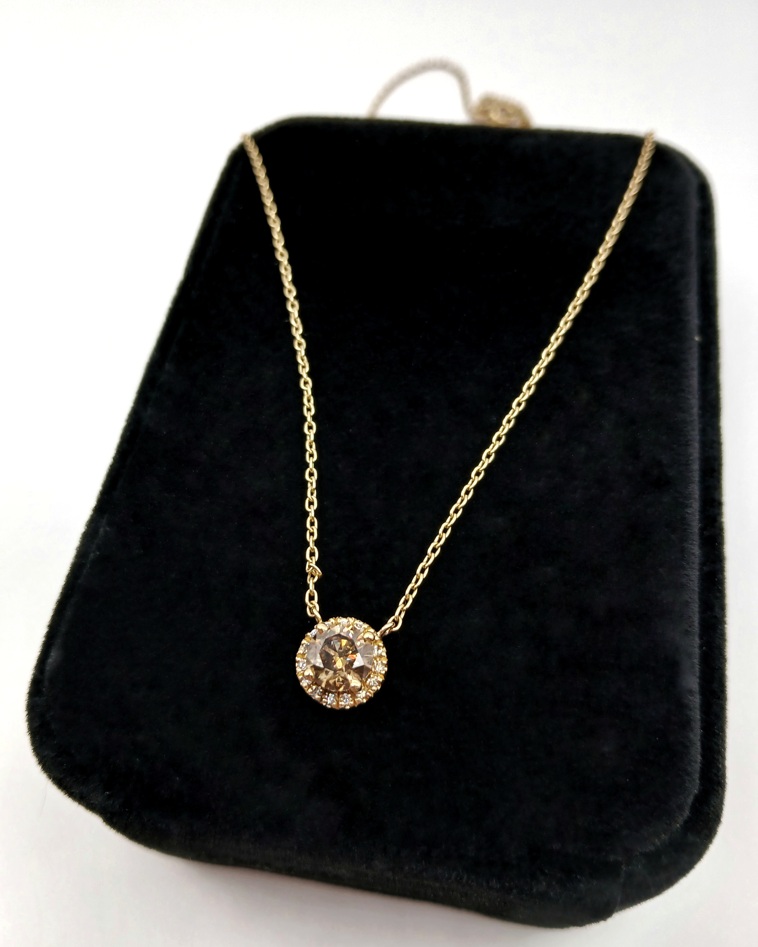 Yellow Gold Natural Colored Diamond Necklace — Handcrafted Jewellery from Warsaw, Poland